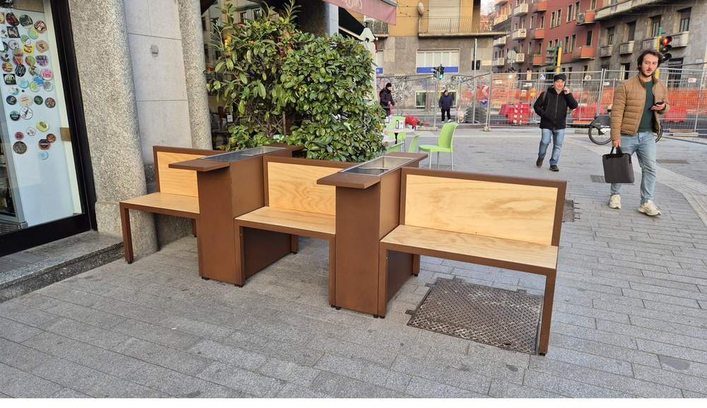 Tavolo e panche da esterno